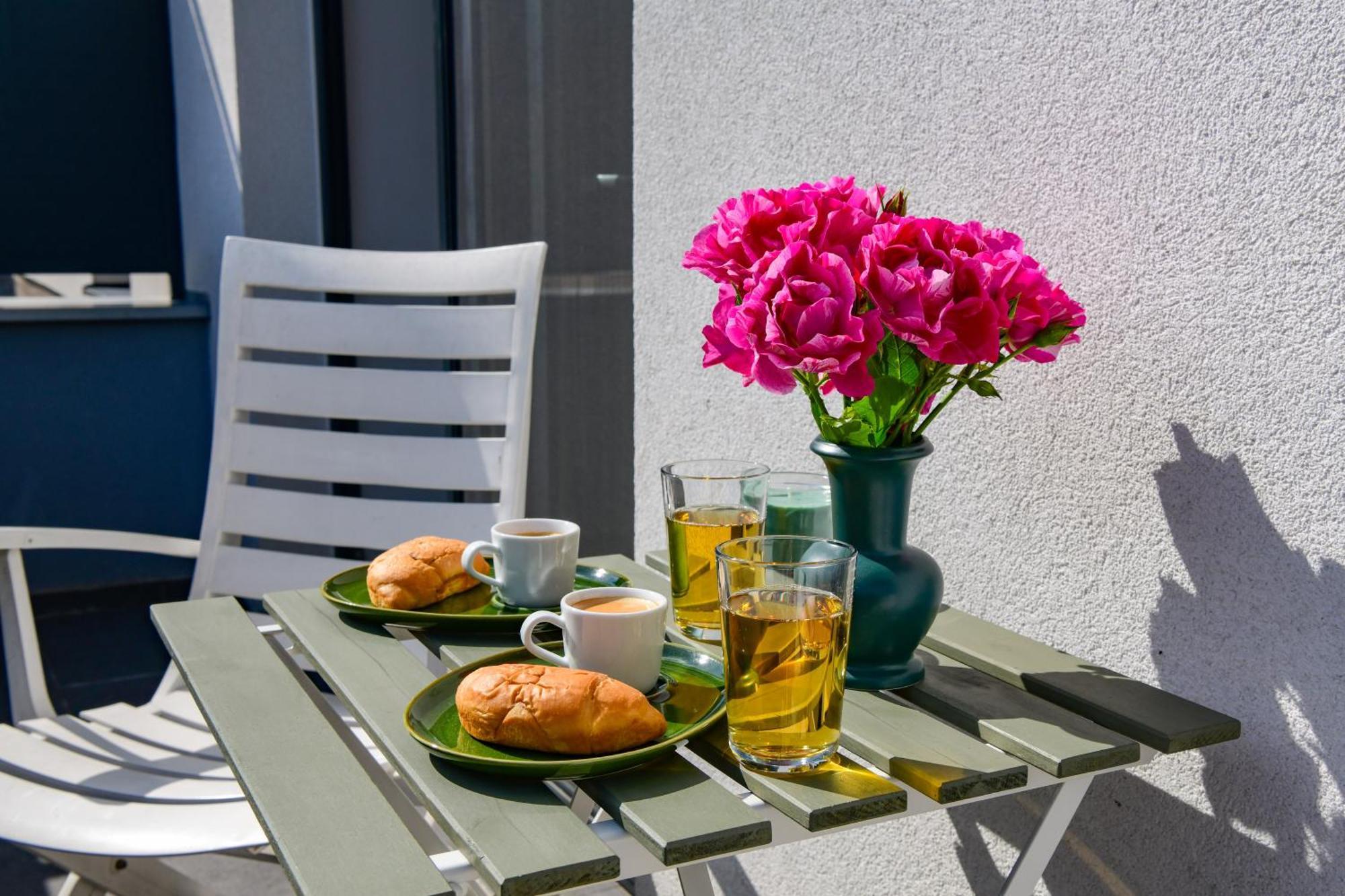 Rosemary Apartment Bratislava Bagian luar foto